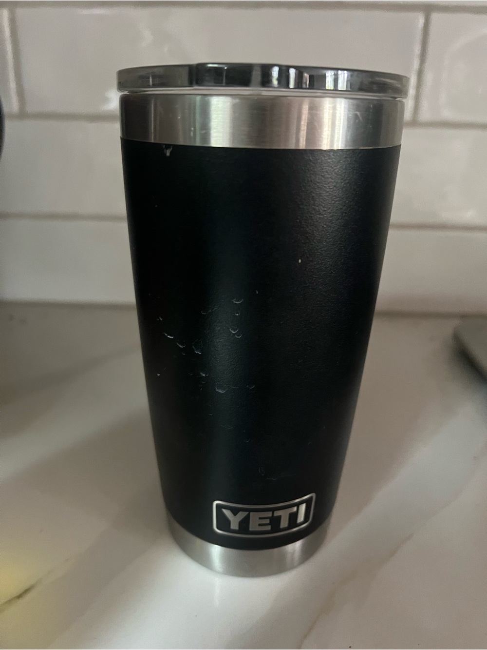 YETI Rambler 20 oz Vacuum Insulated Stainless Steel Tumbler